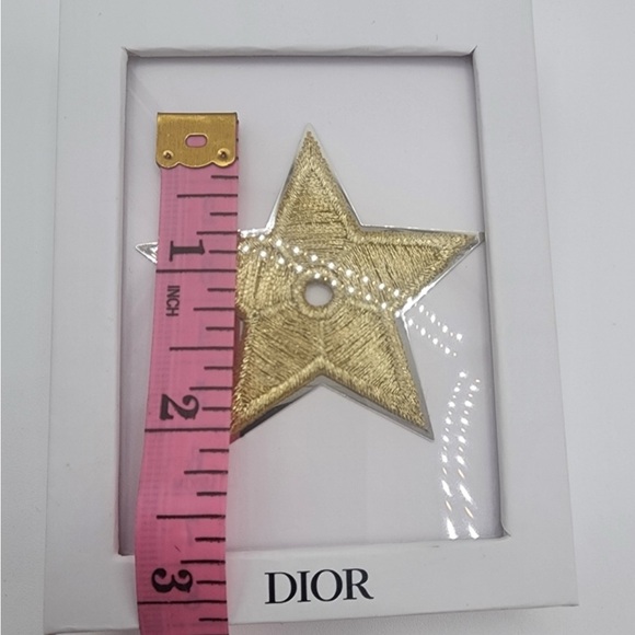 Christian Dior Gold Star Pin - NIB - Picture 8 of 8